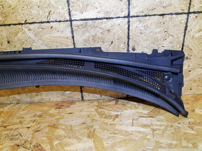 06 07 08 09 Mercury Milan Windshield Wiper Cowl Grille Trim OEM 71k