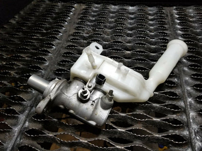 16 17 18 19 Nissan Sentra Brake Master Cylinder OEM 49k