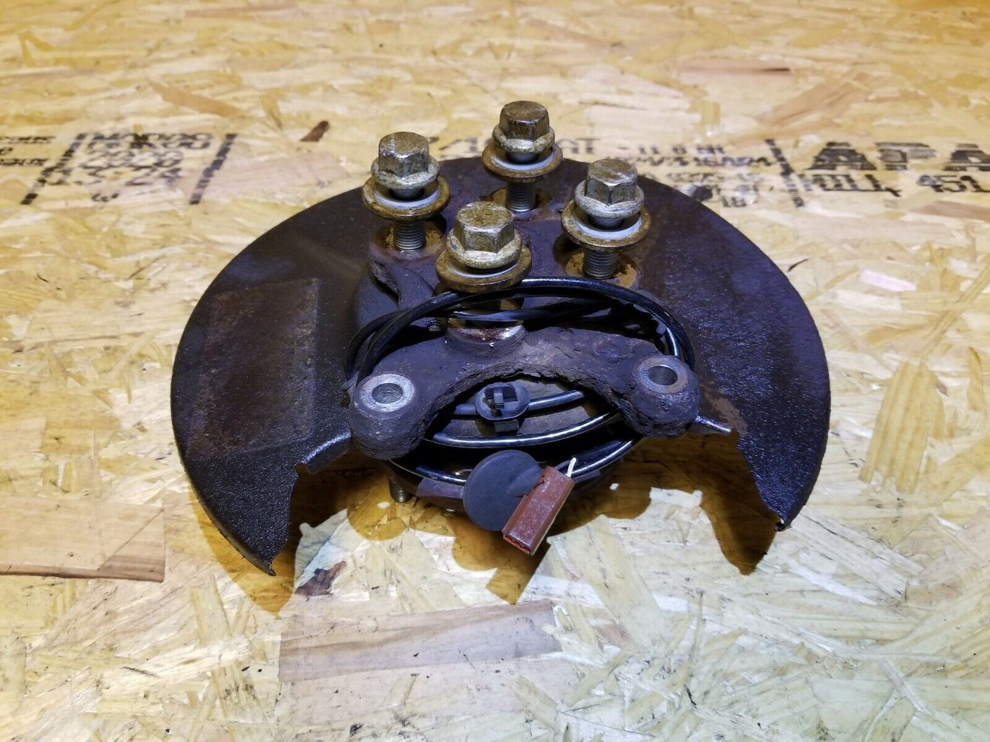 06 07 08 09 Mercury Milan Rear Spindle Knuckle Right Pass Side OEM
