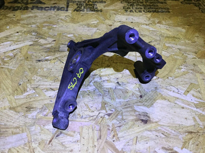04 05 06 07 Cadillac CTS 2.8l Alternator Support Mounting Bracket OEM