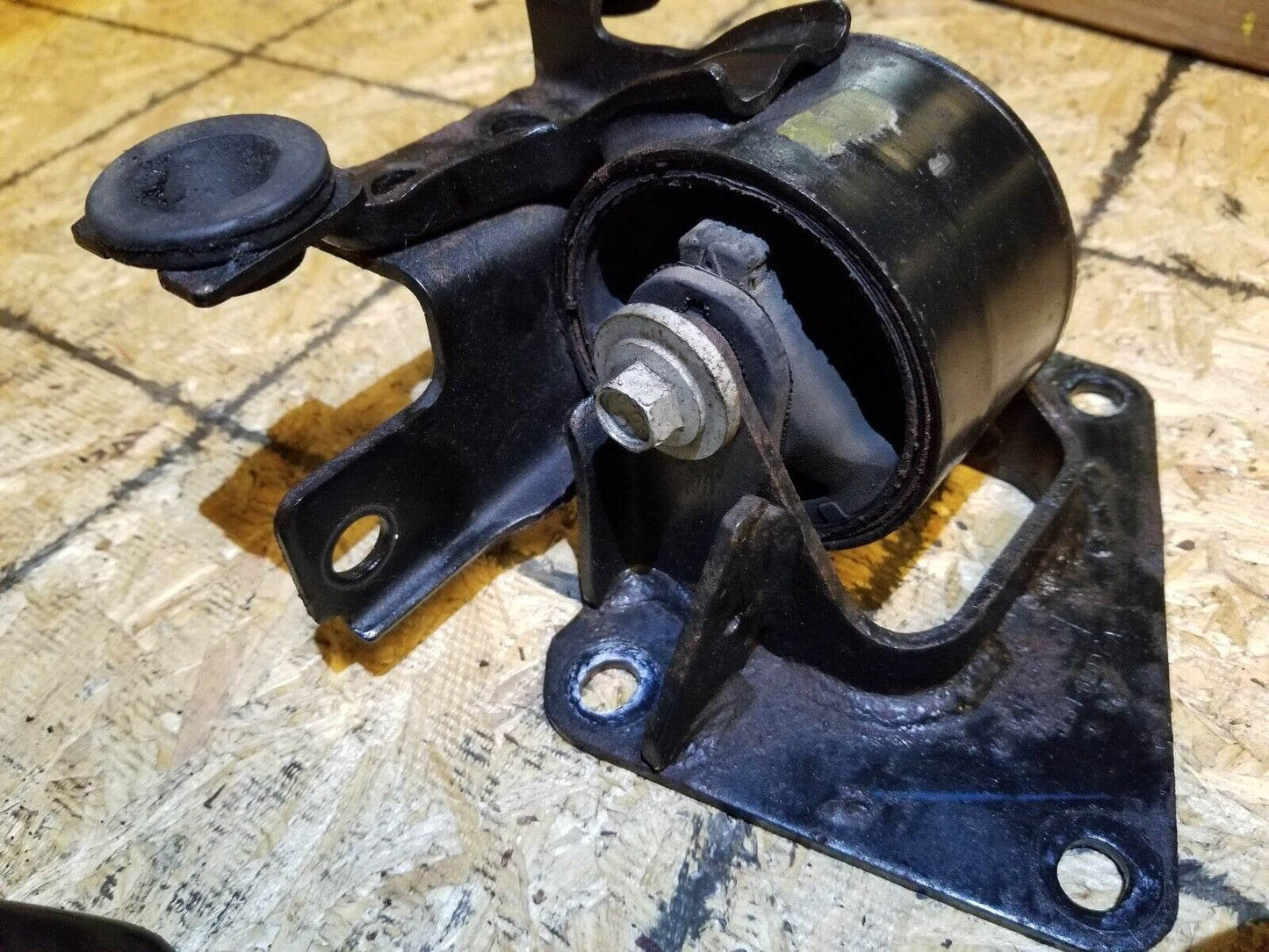 2008-2012 Ford Escape  Engine Mount Bracket 3pcs 3.0l V6 OEM