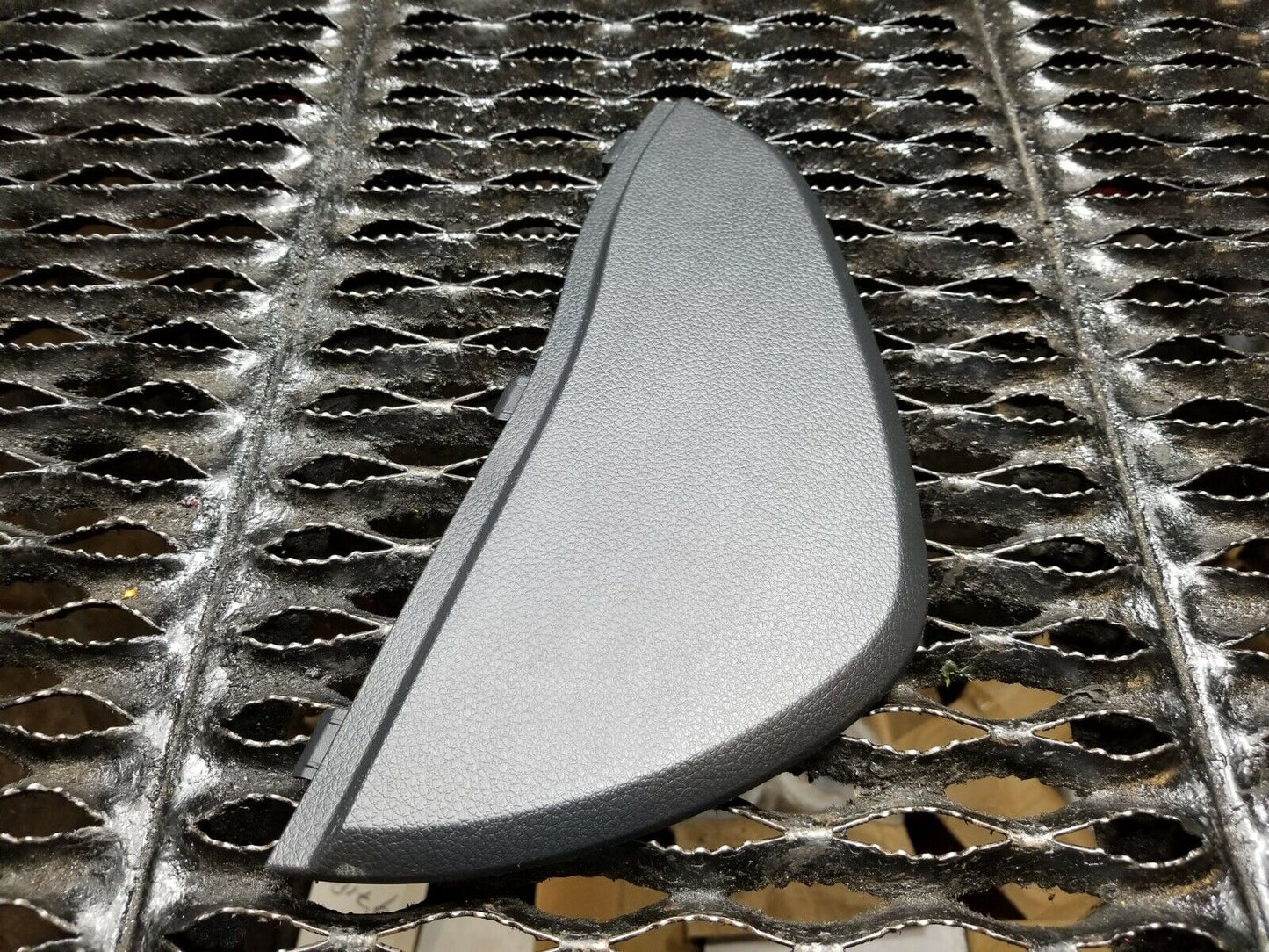 16 17 18 Nissan Sentra Right Passenger Side Dash End Cap Cover Trim OEM 40k