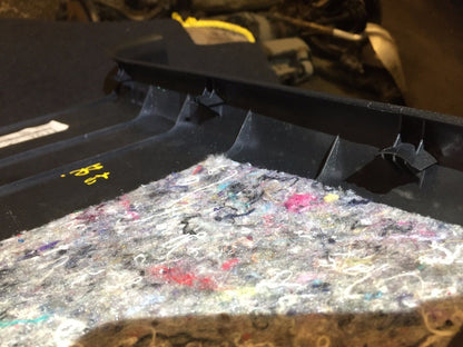 05 06 07 08 Audi A6 C6 Left Lower B-pillar Molding Trim 4f0867239 OEM