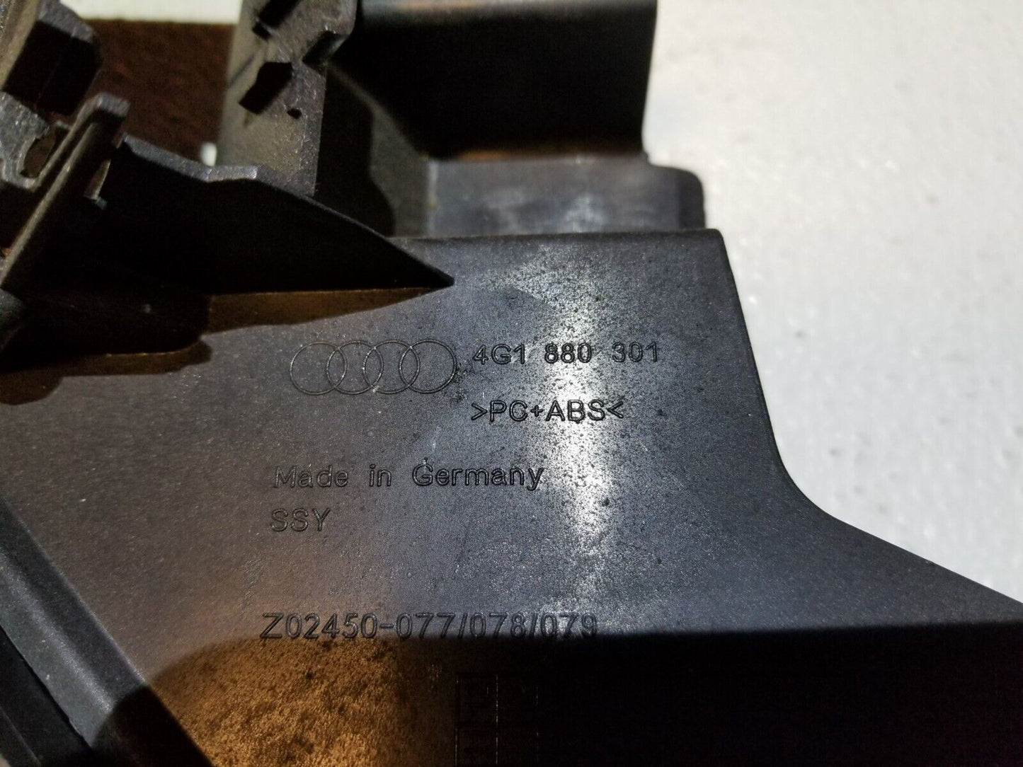 12 13 14 15 Audi A6 Dash Left Driver Lower Knee Cover Trim Panel 4g1880301 OEM
