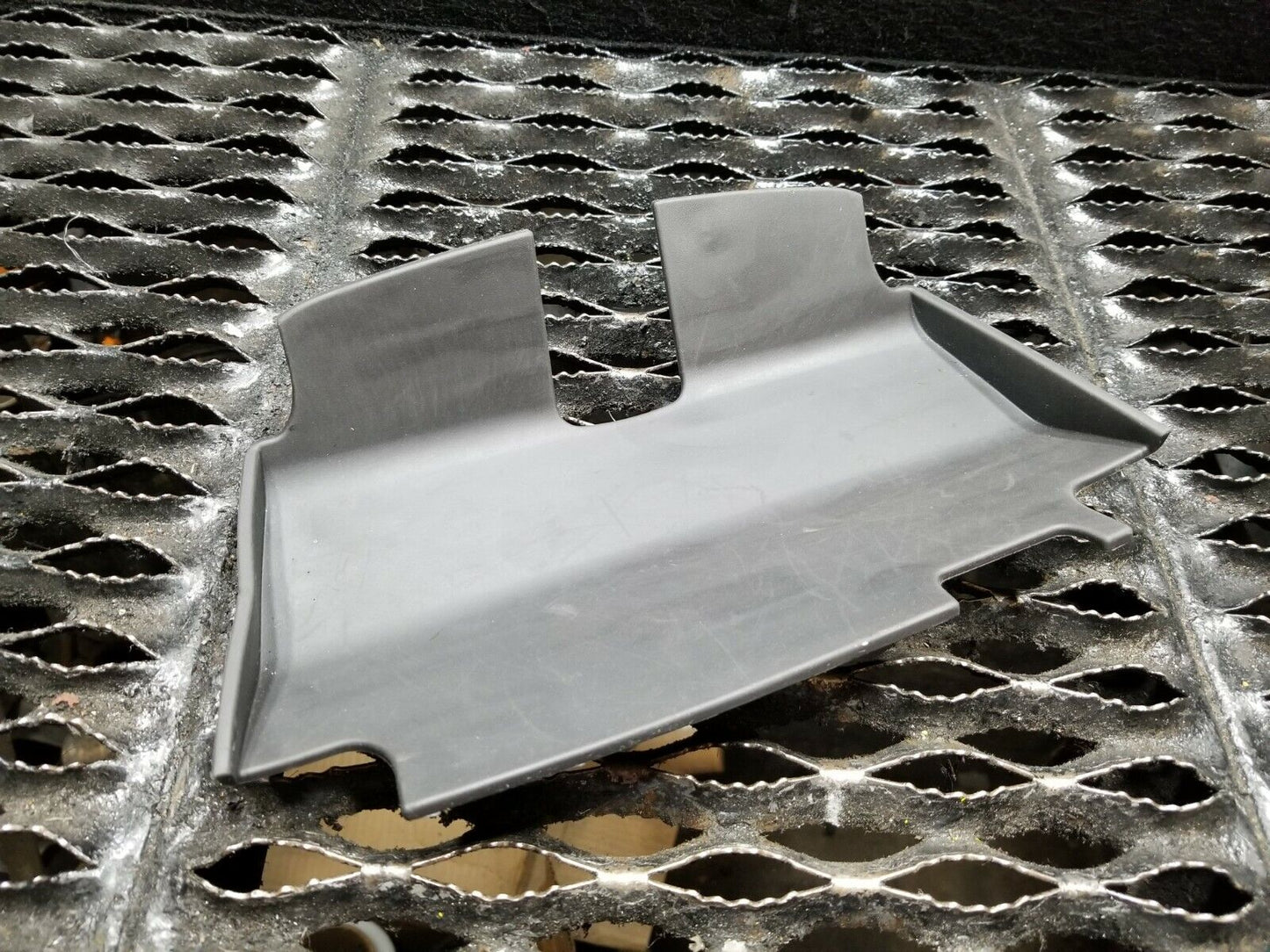 13 14 15 GMC Acadia Dash Instrument Center Compartment Lower Panel Trim OEM