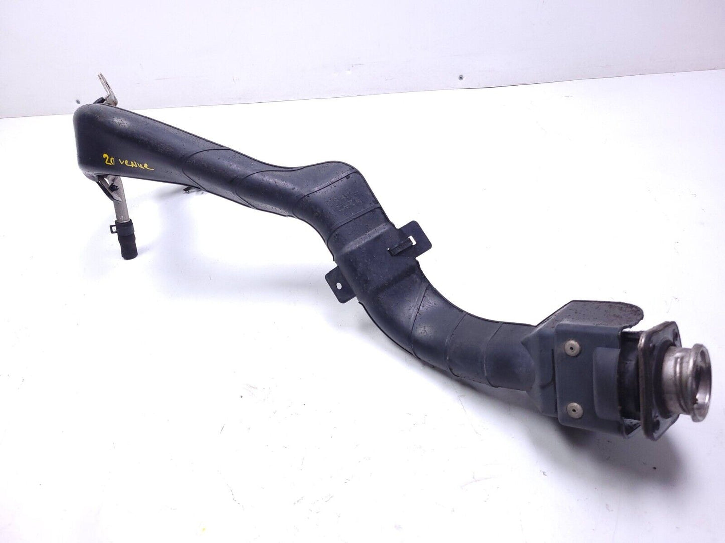 20 21 22 Hyundai Venue Fuel Tank Filler Neck Hose Pipe OEM