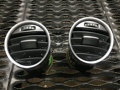 04 05 06 Audi A4 B6 Cabrio Dashboard Vent Left & Right OEM Pair