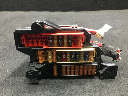 08 09 10 11 Audi A5 3.2l Coupe  Fuse Box / Relay Box OEM