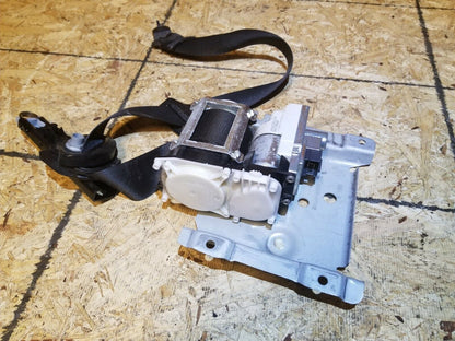 07 08 09 10 Mercedes-benz R350 Front Left Driver Seat Belt Retractor OEM