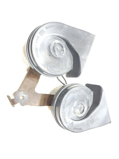 2006-2012 Nissan Armada Horn Pitch Signal 2pcs W/ Bracket OEM