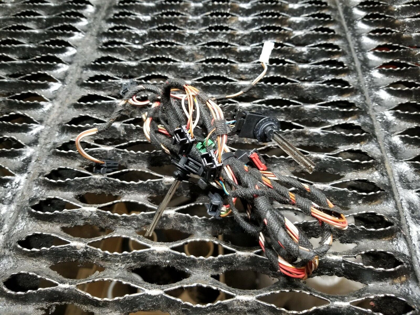 12 13 14 15 Audi A4 Heater Wire Harness W/ Temp Sensor OEM