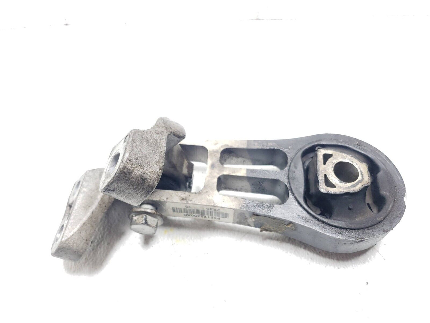 14 15 16 17 18 Jeep Cherokee Engine Mount W/ Bracket 68172353ad OEM 3.2l