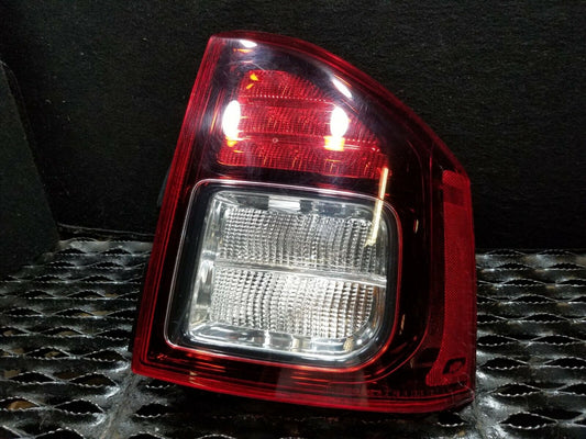 14 15 16 17 Jeep Compass Tail Light Rear Right Passenger Side OEM 30k