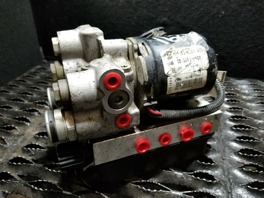 99 1999 BMW 323i 2.5l ABS Anti Lock Brake Pump OEM #83