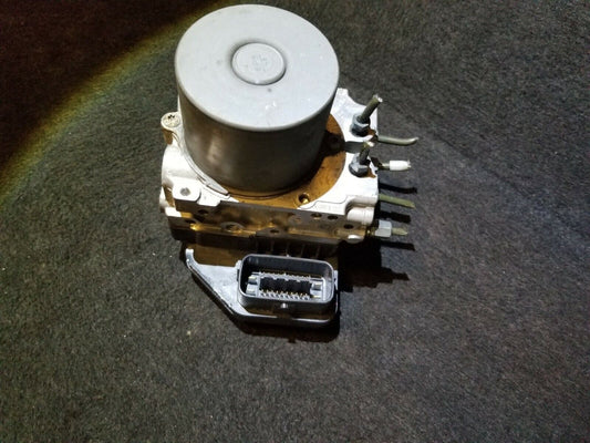 11 12 13 14 15 16 Scion Tc Anti Lock Brake ABS Pump OEM 74k