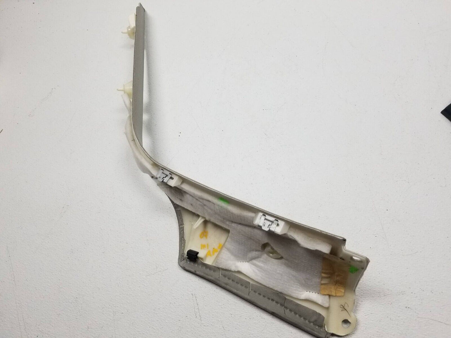 06 07 08 09 10 11 Mercedes Ml500 Rear C Pillar Trim Cover Right Pass Side OEM