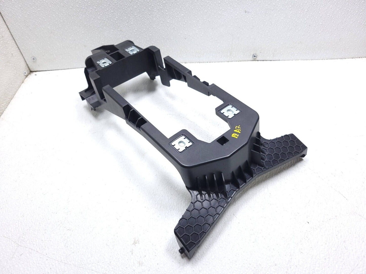 12 13 14 15 16 17 Audi A7 Center Console Shift Shifter Mount Support Bracket OEM