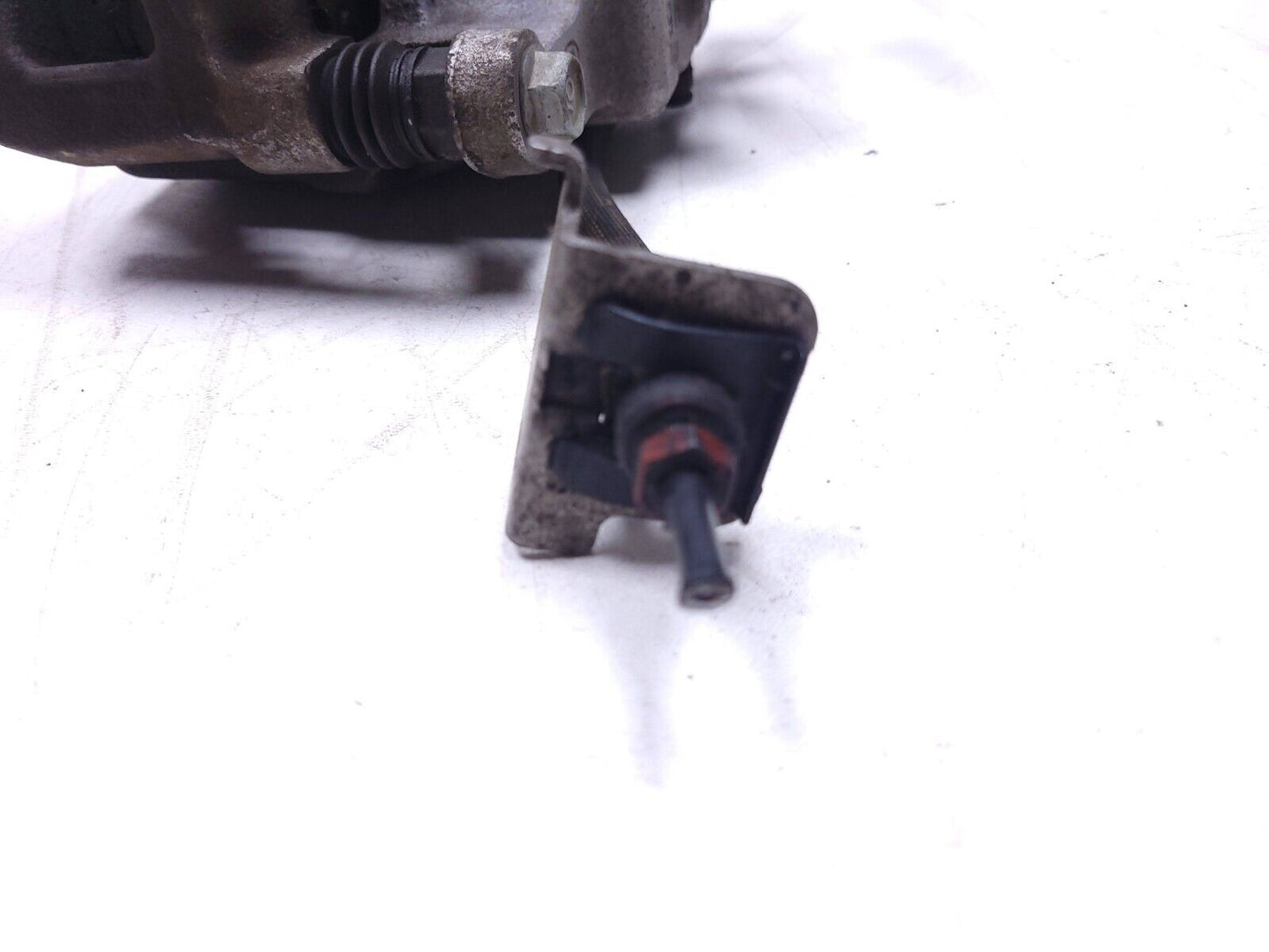 20 21 22 Hyundai Venue Se Ivt Front Brake Caliper Left Driver Side  OEM