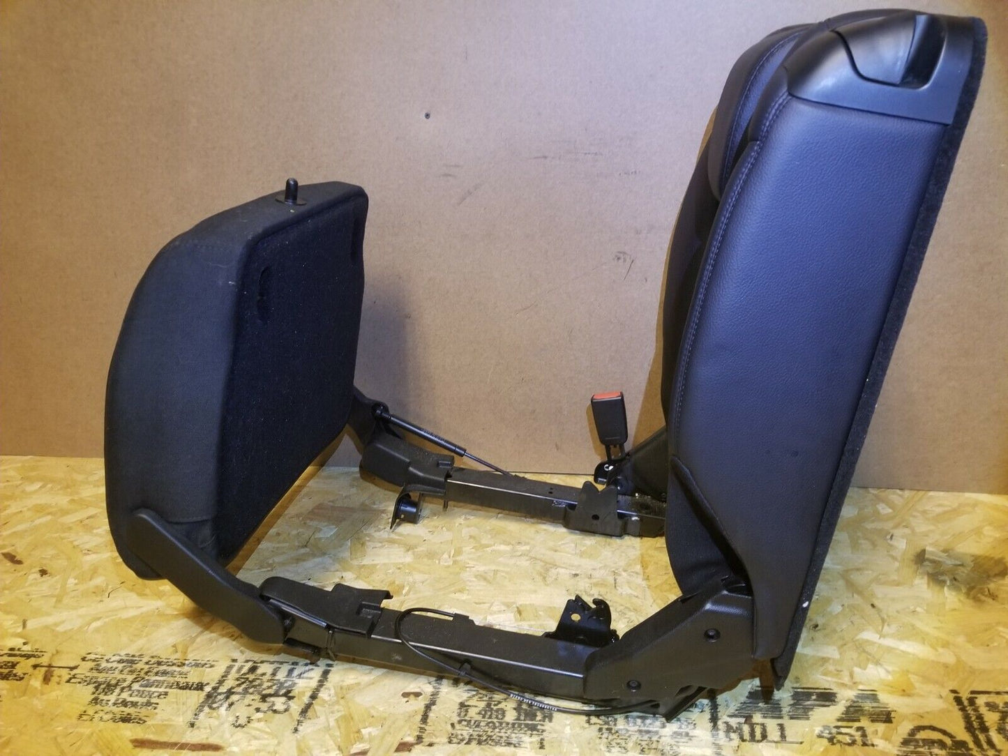 07 08 09 10 Mercedes R350 Rear Seat 3rd Row Left Driver Side OEM