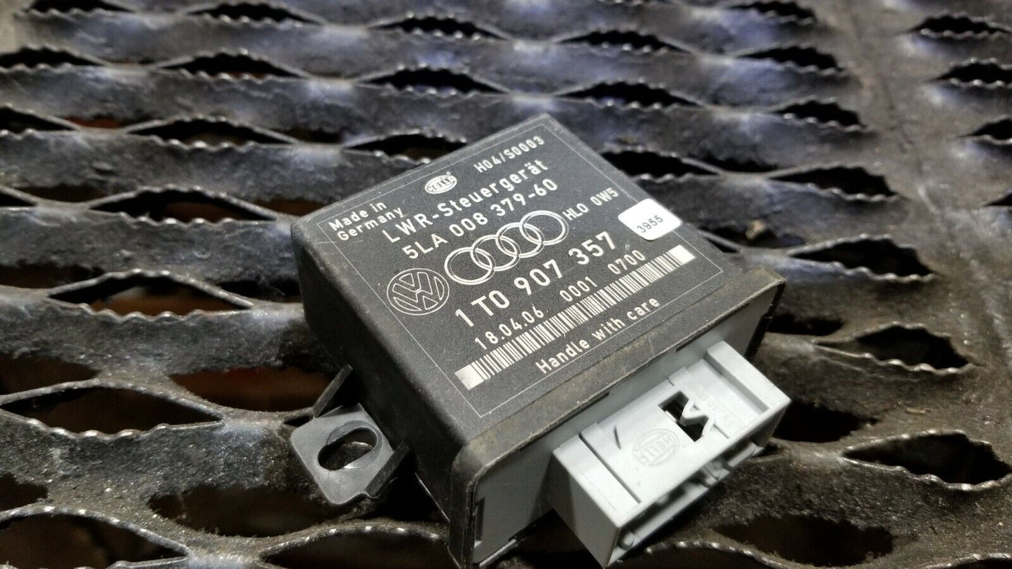 2006 VW Jetta Headlight Xenon Lamp Range Control Module OEM N17