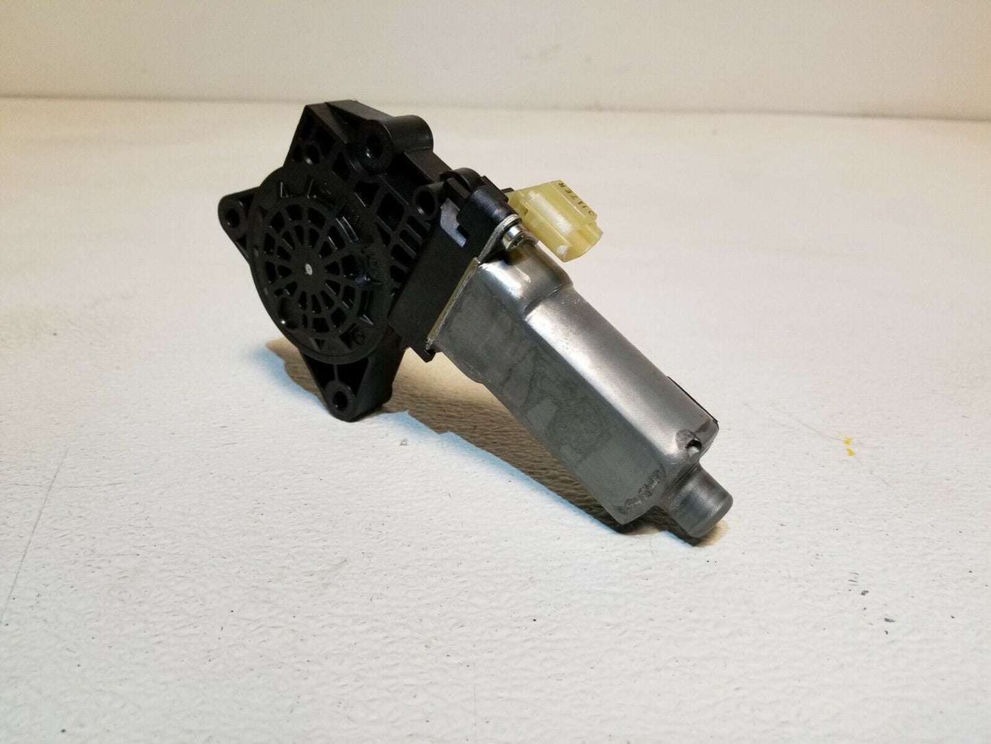 07 08 09 10 11 12 Hyundai Veracruz Rear Right Pass Side Door Window Motor OEM
