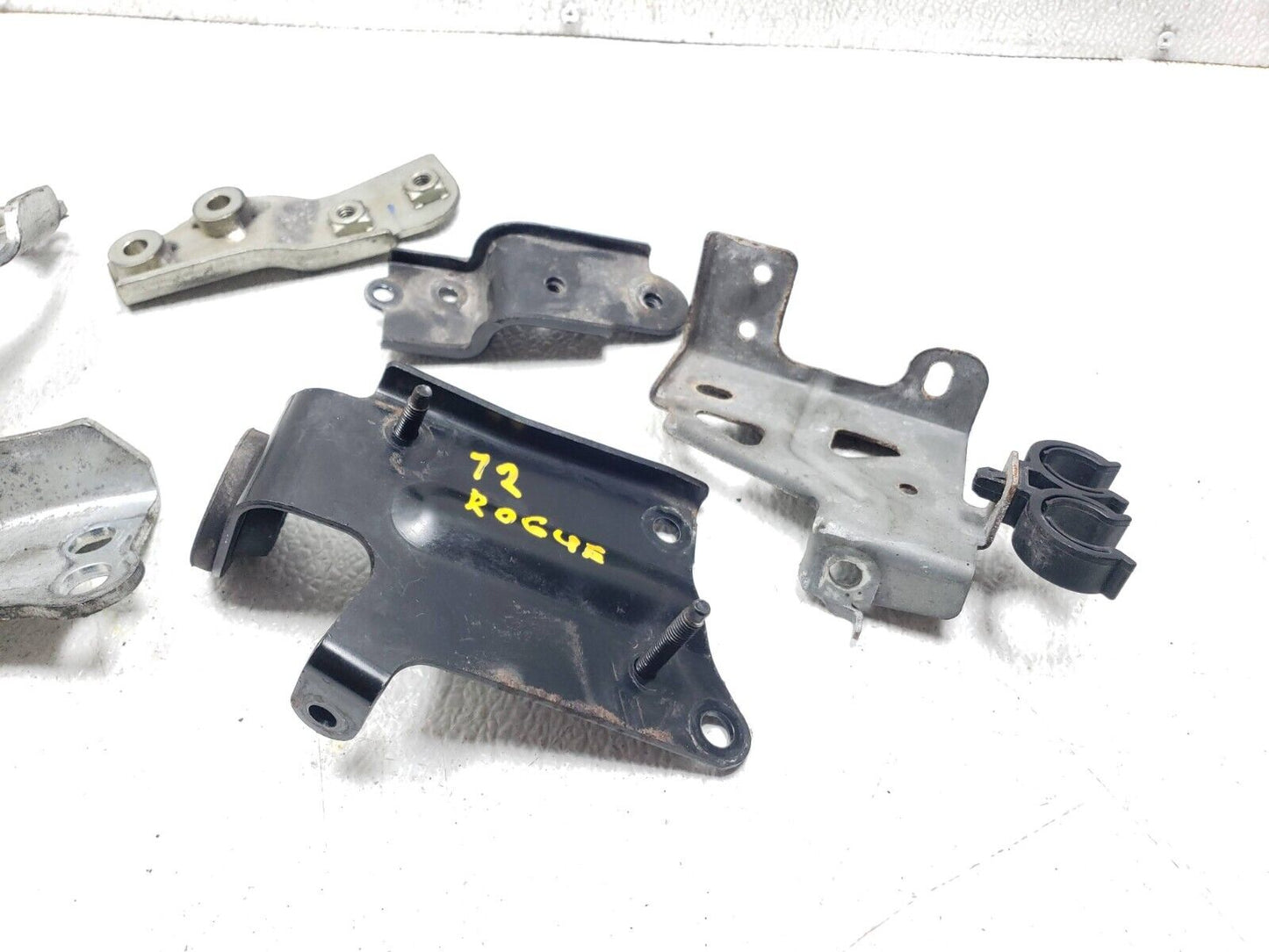 12 13 14 15 Nissan Rogue Engine Bracket OEM ✅ 79k Miles.