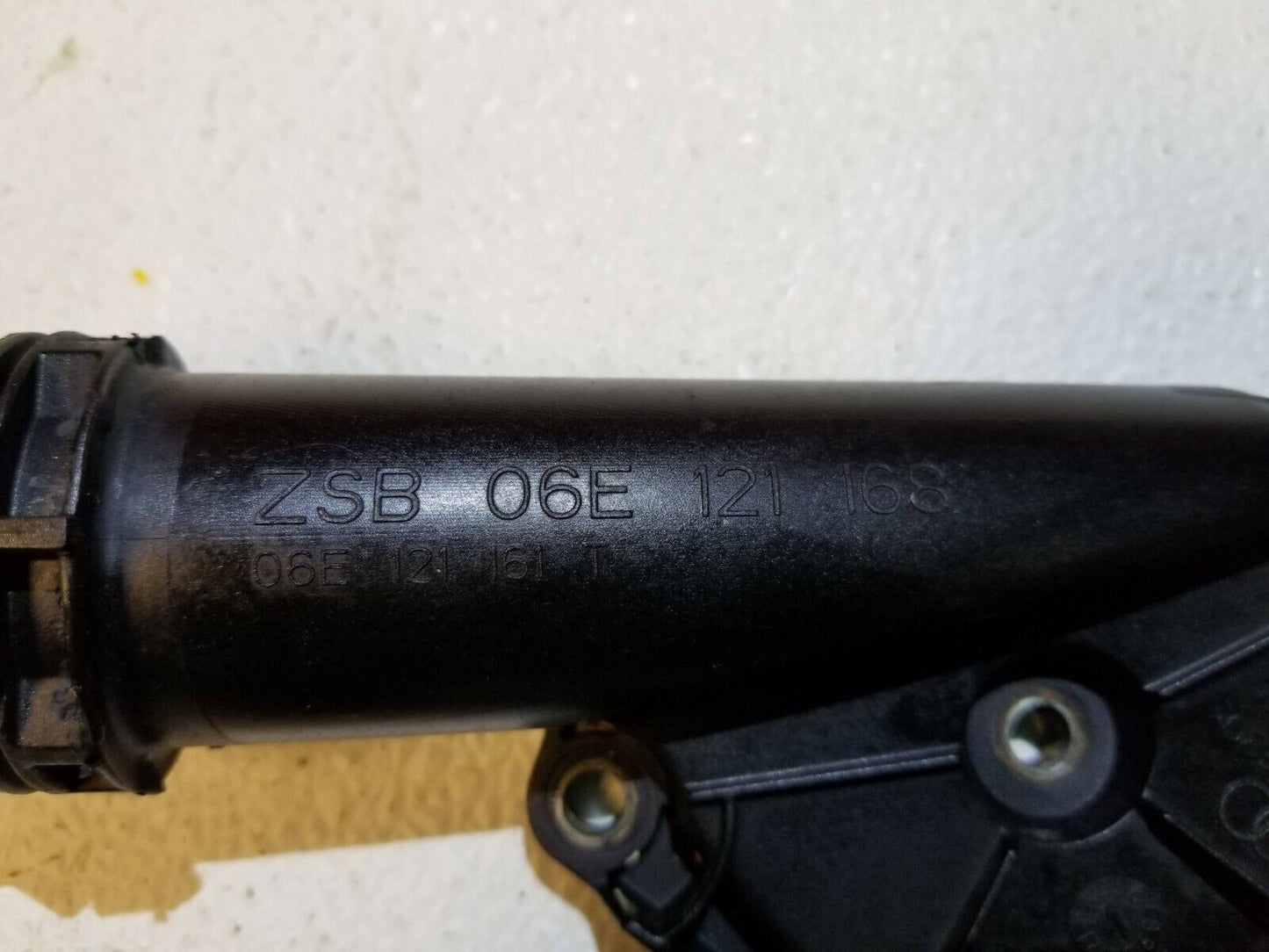 08 09 10 11 Audi A5 3.2l Thermostat Housing OEM