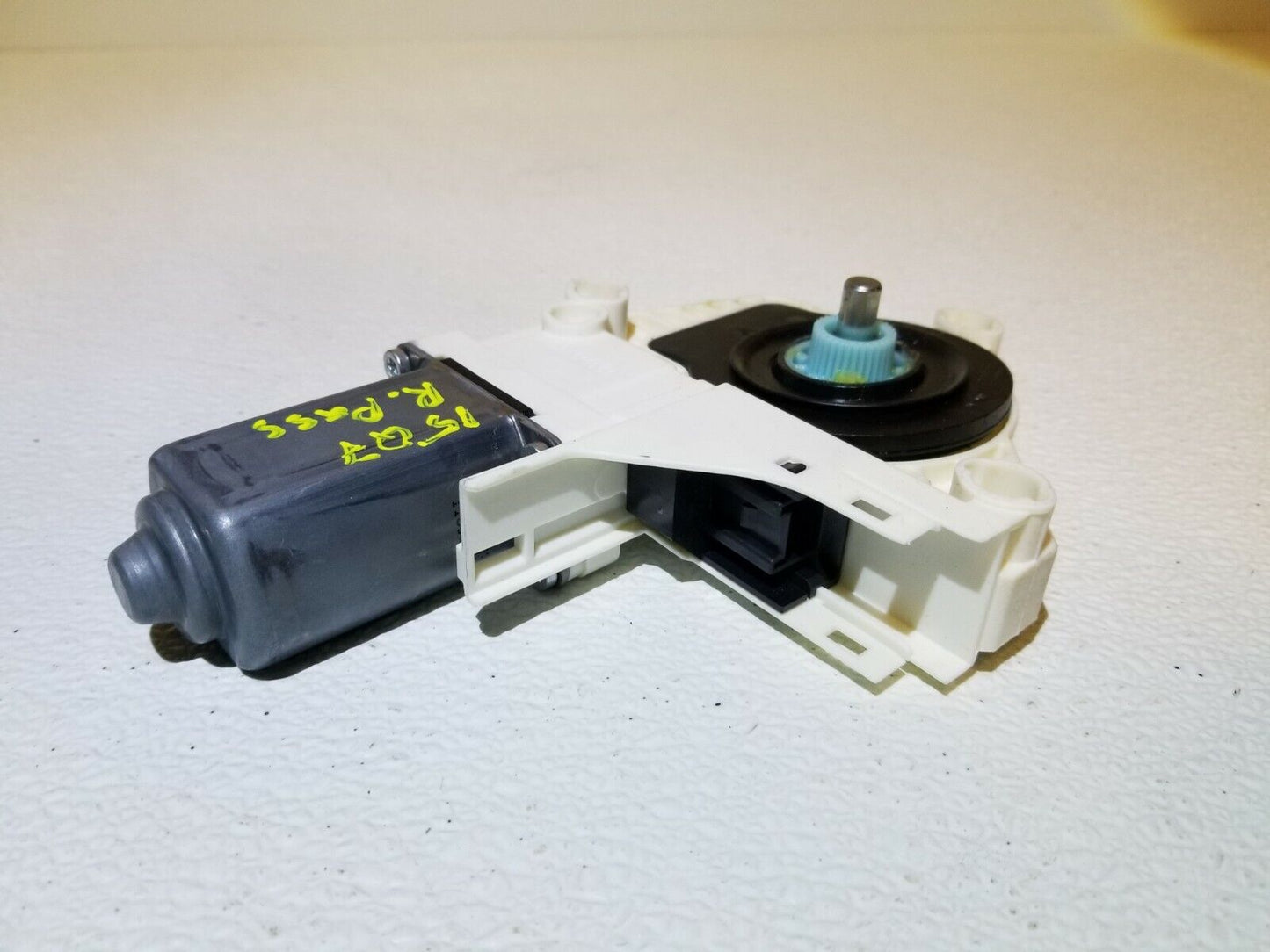 11 12 13 14 15  Audi Q7 Rear Right Pass Door Window Motor Regulator OEM 87k