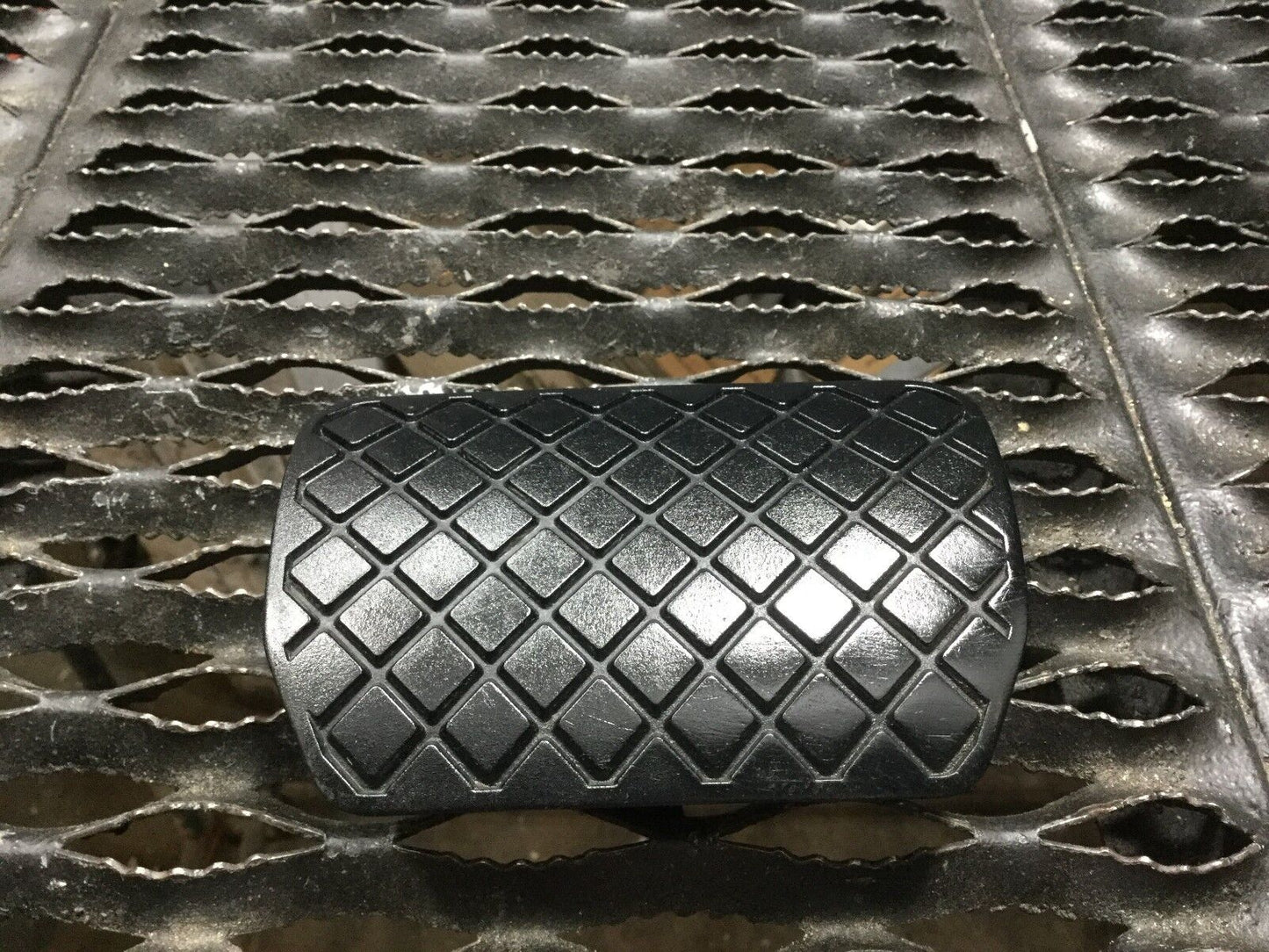 05 06 07 08 Audi A4 Break Pedal Cover OEM