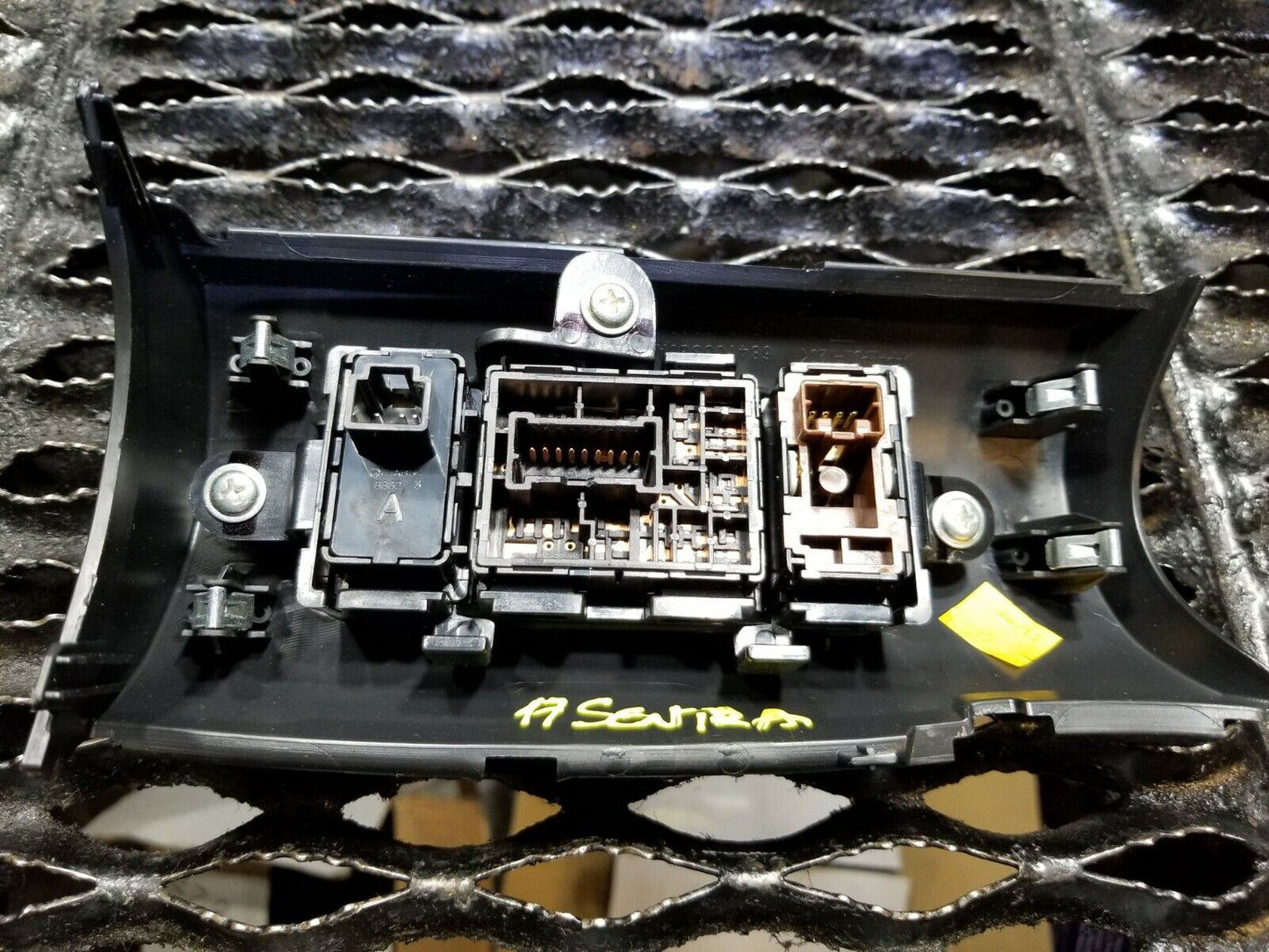 16 17 18 Nissan Sentra Dimmer Mirror Trunk Lid Control Switch OEM 40k