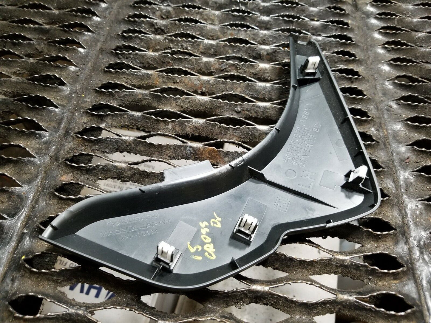 13 14 15 Subaru Xv Crosstrek Dash End Cap Cover Trim Left Driver Side OEM 86k