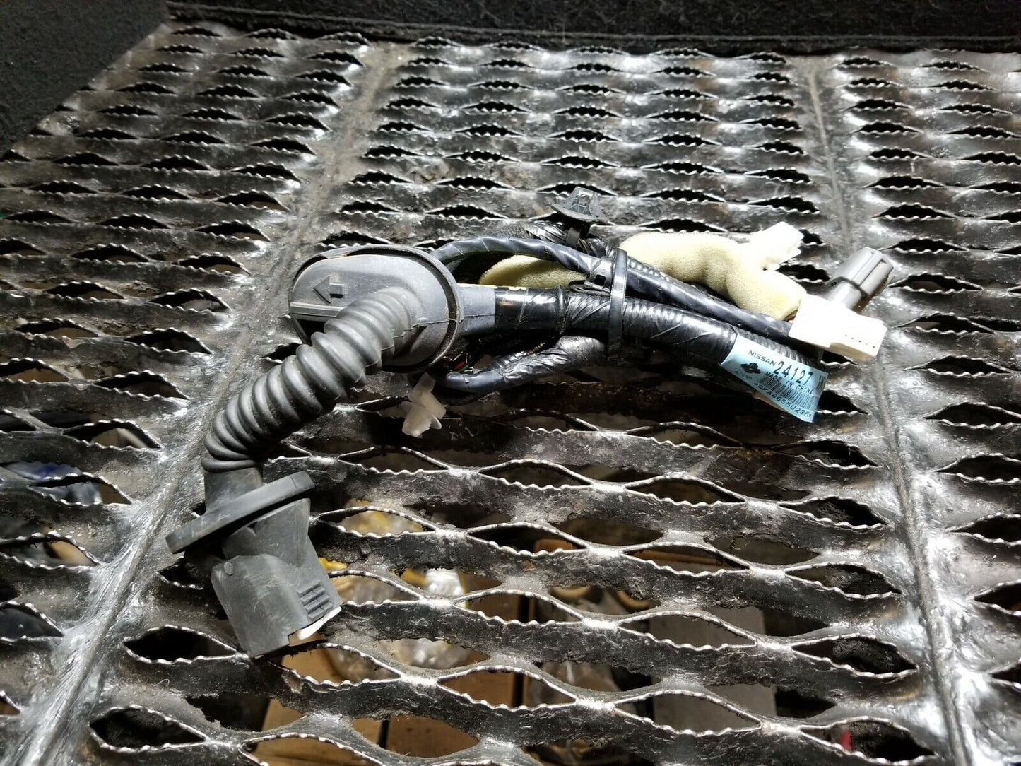 11 12 13 14 Nissan Juke Door Wire Harness Rear Left Driver Side OEM