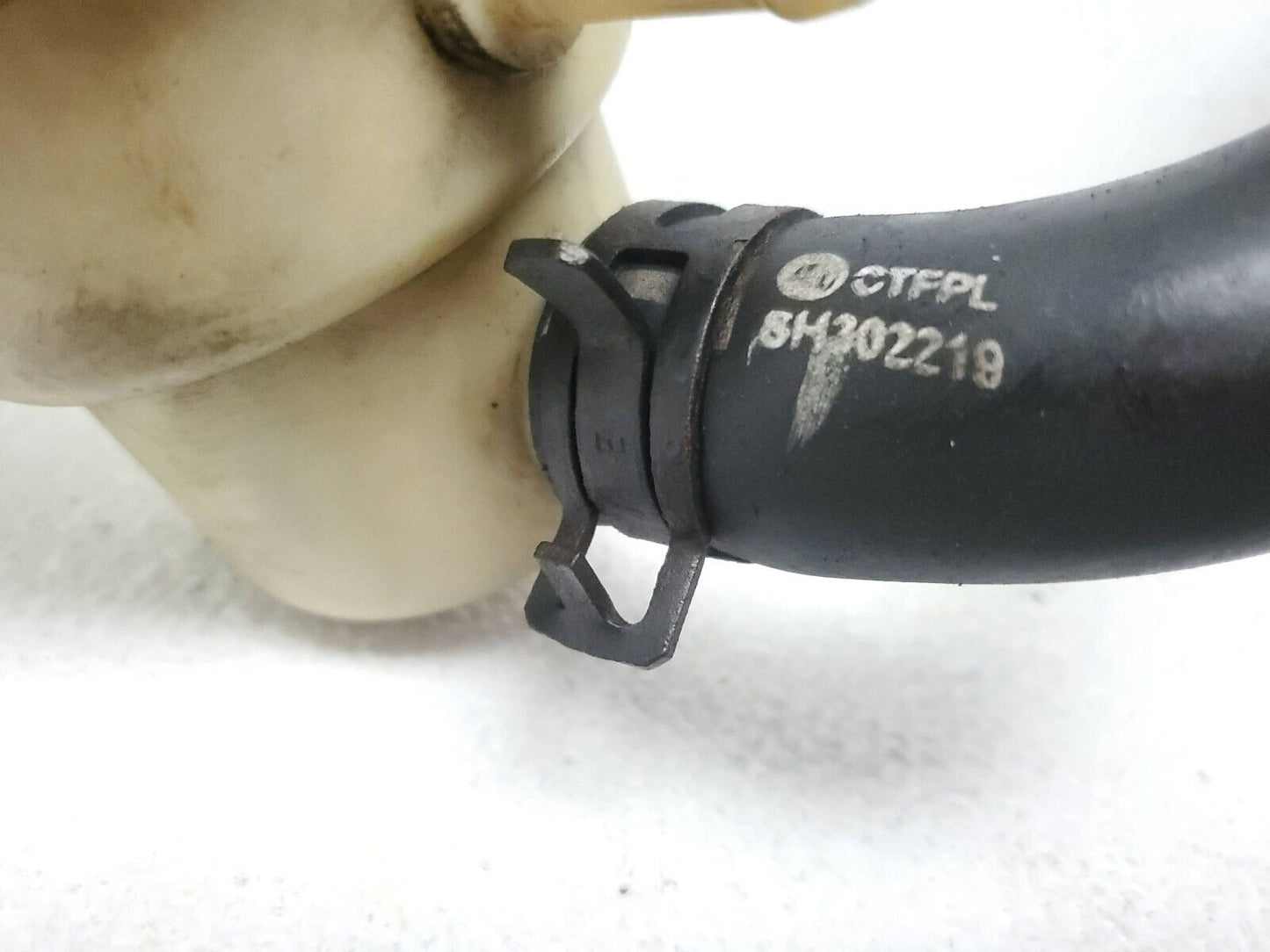 12 13 14 15 16 Dodge Grand Caravan 3.6l Power Steering Reservoir W/ Hose OEM