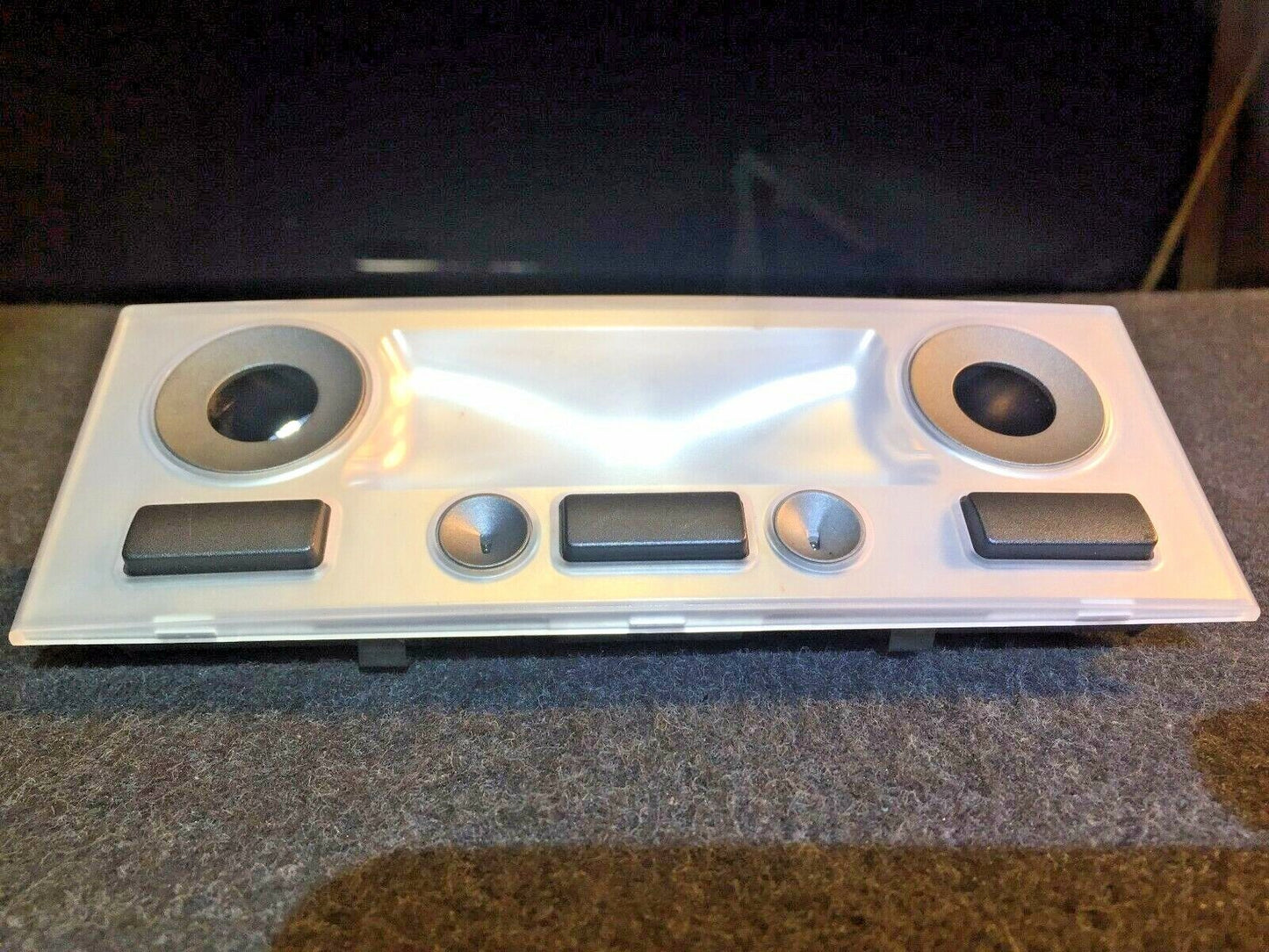 02 03 04 05 BMW 745i E65 Rear Upper Dome Reading Map Light Lamp 8379701