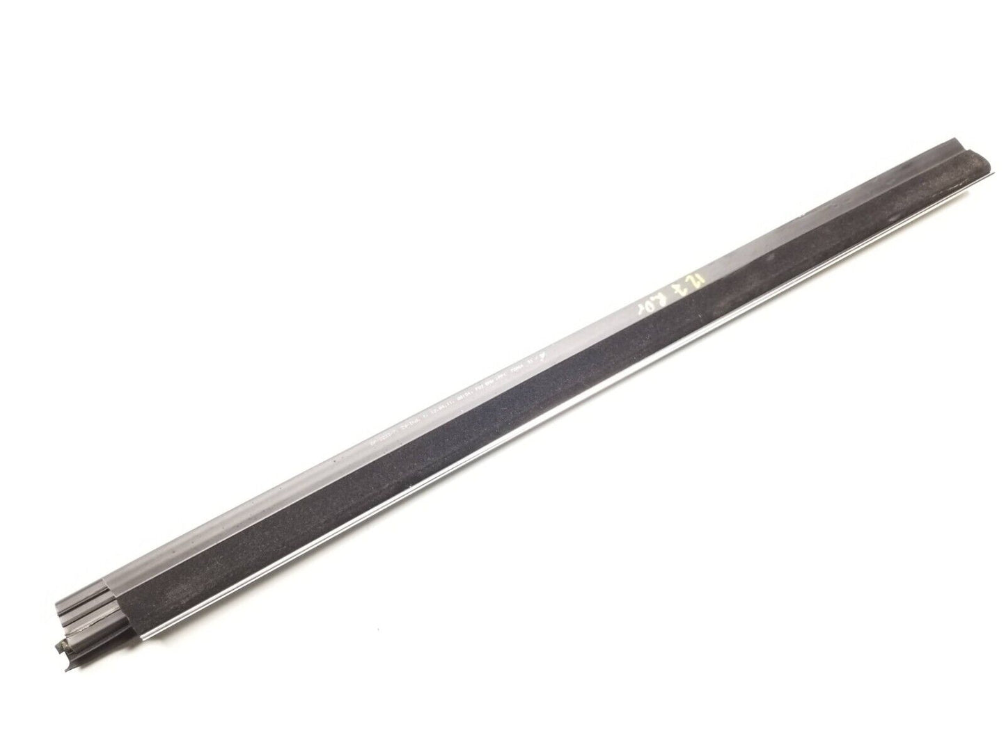 09 10 11 12 BMW 750li Rear Left Dr Side Door Window Inner Weatherstrip Seal OEM