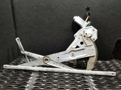 04 05 06 Chrysler Sebring Convertible Front Passenger Window Motor Regulator OEM