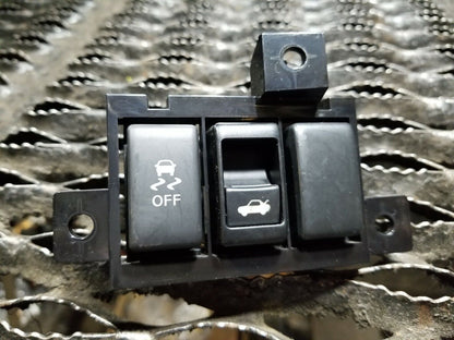 10 11 12 13 Infiniti G37 Coupe Traction Off Trunk Opener Switch Control OEM 99k