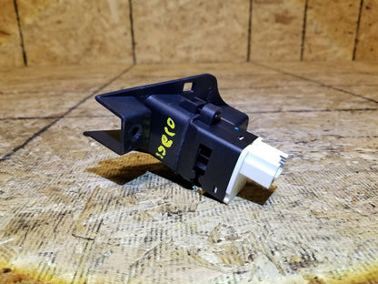 18 19 20 Ford Ecosport Interior HVAC Temperature Sensor OEM