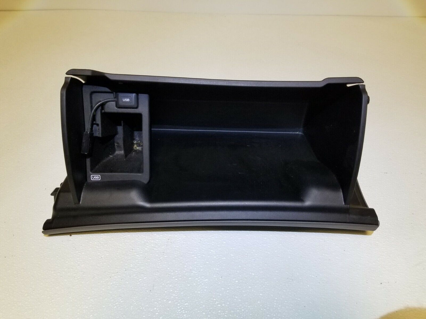 11 12 13 Honda Odyssey Glove Box OEM