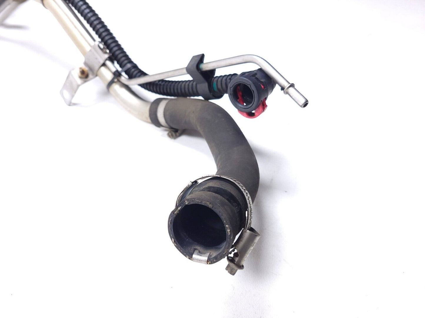 18 19 20 21 Chevrolet Equinox Fuel Tank Filler Neck Hose Pipe OEM