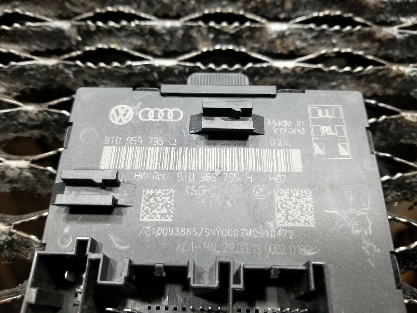 2013 2014 2015 2016 Audi A4 B8 Rear Left Driver Side Door Control Module OEM