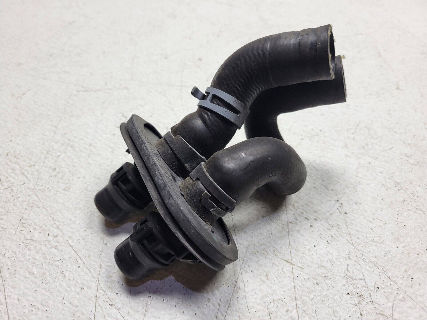 13 14 15 16 Audi A4 S4 Heater Core Outlet OEM