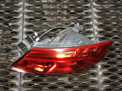 15 16 17 Chrysler 200 Outer Tail Light Right Passenger Side OEM