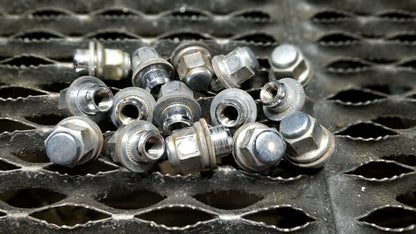12 13 14 15 Toyota Prius Wheel Lug Nuts 15 Psc  OEM