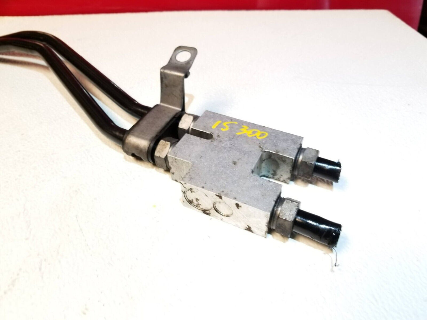 15 16 17 18 19 Chrysler 300 3.6l AWD At Oil Cooler Bypass Valve & Pipe OEM 42k