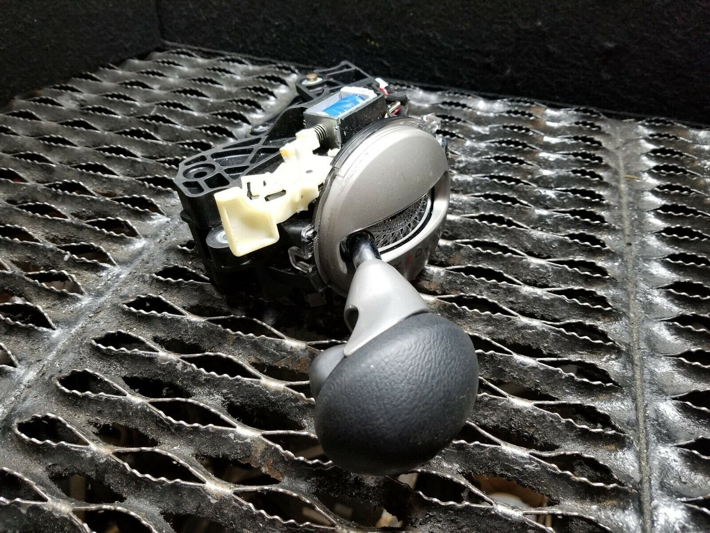 09 10 11 Honda Civic Coupe Gear Shifter Selector OEM