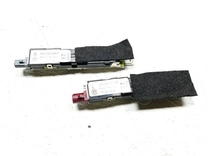 10 11 12 13 14 VW Golf GTI Antenna Amp Booster 5k0035552 Pair OEM