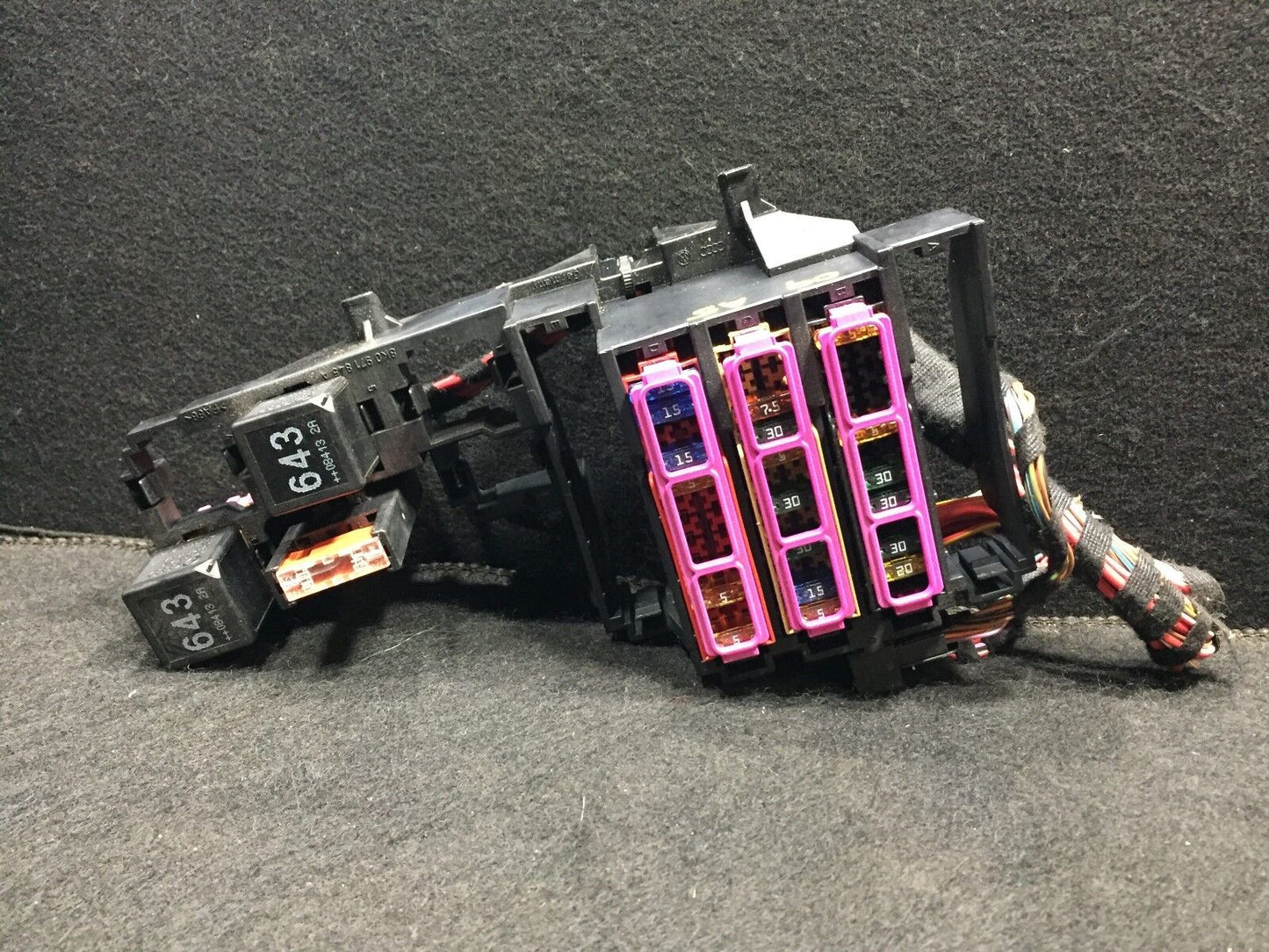 08 09 10 11 12 Audi A5 Quattro 3.2l Fuse Box Interior Dash 8k0971845 OEM