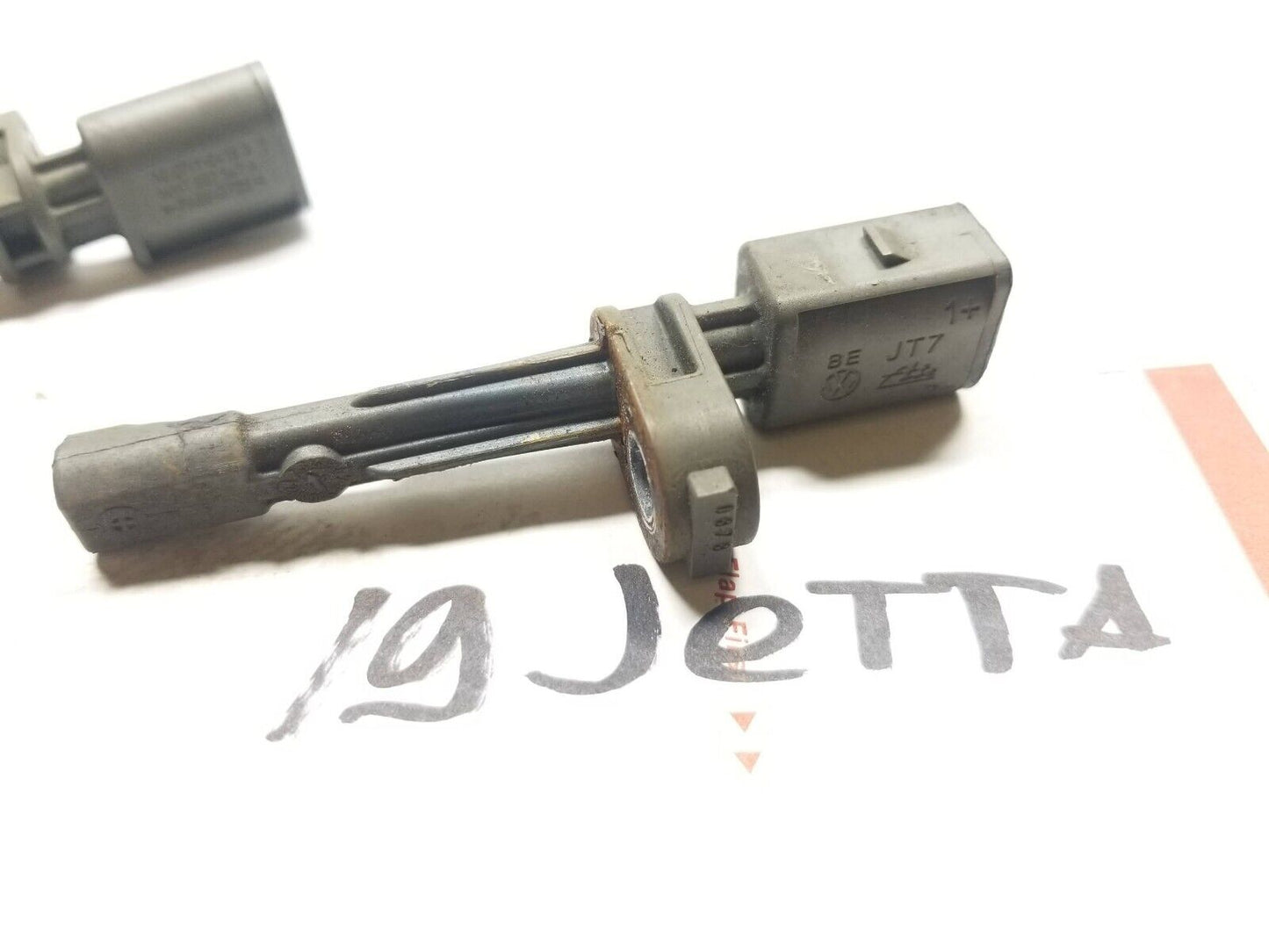 19 20 21 Volkswagen Jetta Speed Sensor Wht007147a 2pcs  OEM