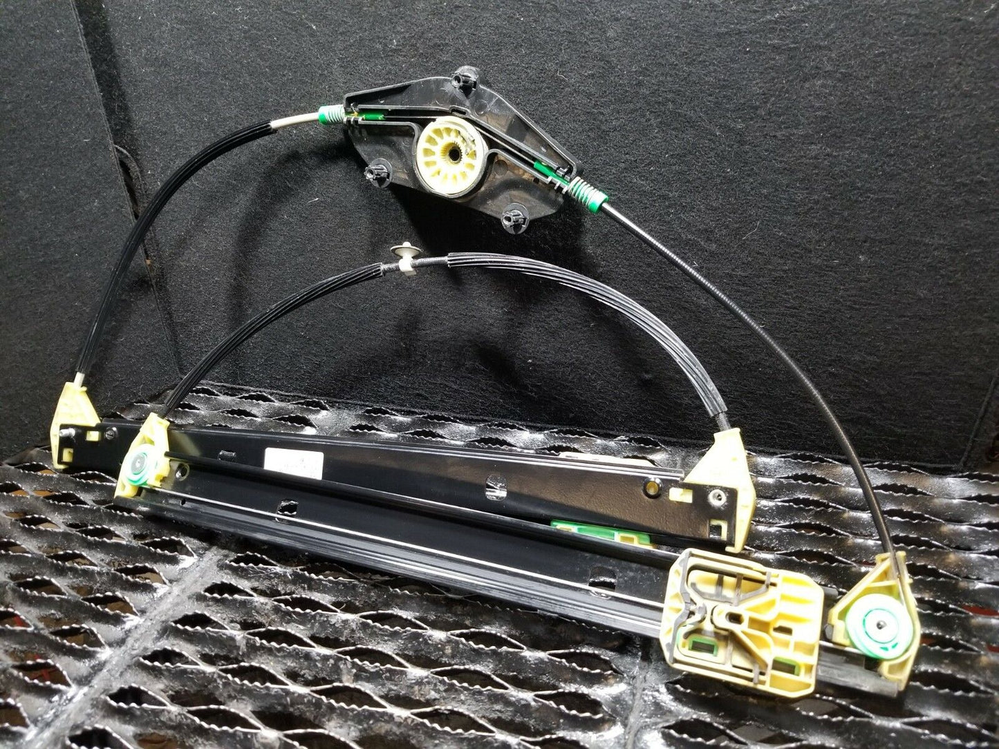 2013 2014 2015 2016 Audi A4 B8 Front Left Driver Door Window Regulator OEM